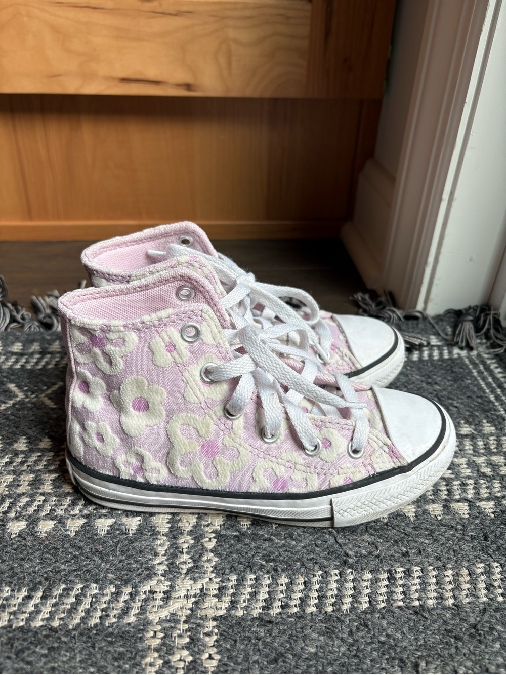 Kids Converse High-Top Floral Canvas Sneakers in Light Pink - Picture 2 of 6